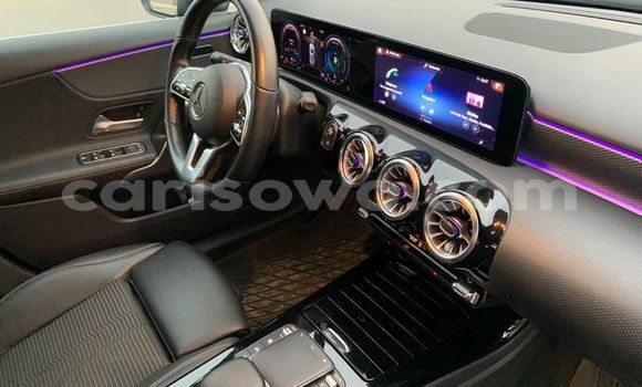 Ra Àlòkù Mercedes-Benz A200 Black Ọkọ̀ in Cotonou ni Benin Ra Àlòkù Mercedes-Benz A200 Black Ọkọ̀ in Cotonou ni Benin