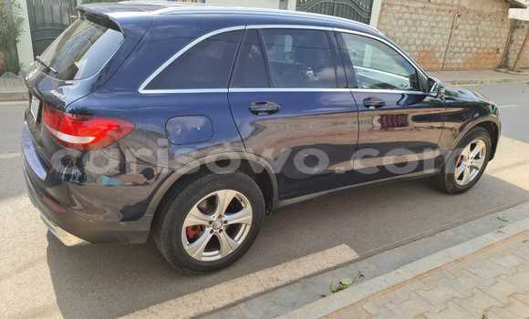 Ra Àlòkù Mercedes-Benz GLC Blue Ọkọ̀ in Cotonou ni Benin Ra Àlòkù Mercedes-Benz GLC Blue Ọkọ̀ in Cotonou ni Benin
