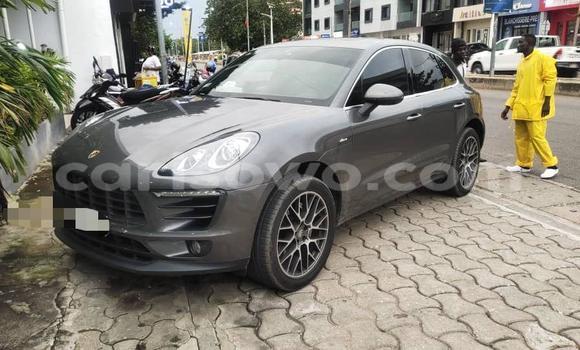 Acheter Occasion Voiture Porsche Macan Noir à Cotonou, Benin Acheter Occasion Voiture Porsche Macan Noir à Cotonou, Benin