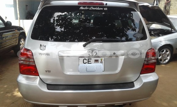 Buy Used Toyota Highlander Silver Car in Cotonou in Benign Buy Used Toyota Highlander Silver Car in Cotonou in Benign