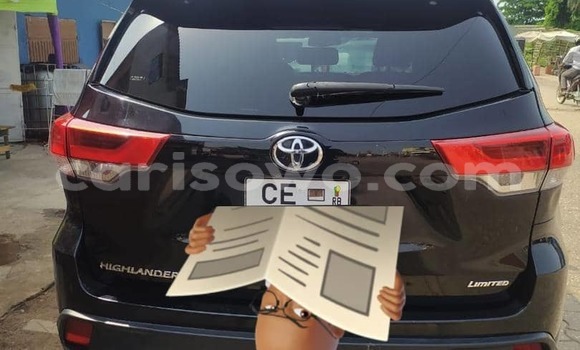 Acheter Occasion Voiture Toyota Highlander Noir à Cotonou, Benin Acheter Occasion Voiture Toyota Highlander Noir à Cotonou, Benin