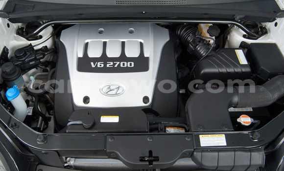 Sayi Na hannu Hyundai Tucson White Mota in Abomey Calavi a Benin Sayi Na hannu Hyundai Tucson White Mota in Abomey Calavi a Benin