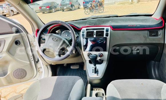 Sayi Na hannu Hyundai Tucson White Mota in Abomey Calavi a Benin Sayi Na hannu Hyundai Tucson White Mota in Abomey Calavi a Benin
