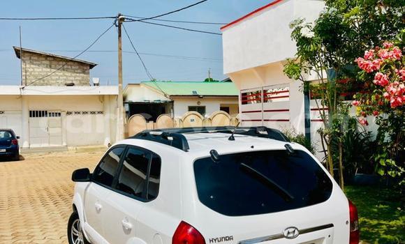 Sayi Na hannu Hyundai Tucson White Mota in Abomey Calavi a Benin Sayi Na hannu Hyundai Tucson White Mota in Abomey Calavi a Benin