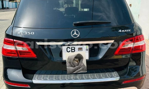 Sayi Na hannu Mercedes-Benz ML–Class Black Mota in Cotonou a Benin Sayi Na hannu Mercedes-Benz ML–Class Black Mota in Cotonou a Benin
