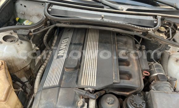 Ra Àlòkù BMW 6-Series Silver Ọkọ̀ in Cotonou ni Benin Ra Àlòkù BMW 6-Series Silver Ọkọ̀ in Cotonou ni Benin