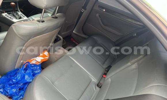 Ra Àlòkù BMW 6-Series Silver Ọkọ̀ in Cotonou ni Benin Ra Àlòkù BMW 6-Series Silver Ọkọ̀ in Cotonou ni Benin