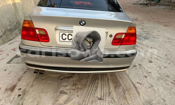 Ra Àlòkù BMW 6-Series Silver Ọkọ̀ in Cotonou ni Benin Ra Àlòkù BMW 6-Series Silver Ọkọ̀ in Cotonou ni Benin