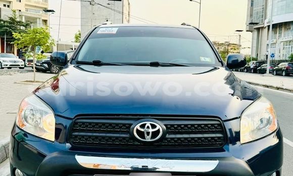 Sayi Na hannu Toyota RAV4 Azurfa Mota in Cotonou a Benin