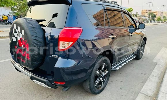 Acheter Occasion Voiture Toyota RAV4 Gris à Cotonou, Benin Acheter Occasion Voiture Toyota RAV4 Gris à Cotonou, Benin