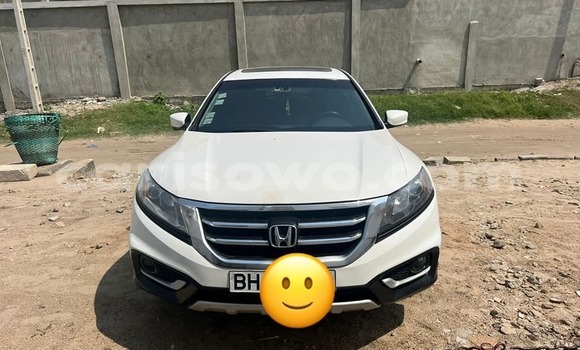 Acheter Occasion Voiture Honda Crosstour Blanc à Cotonou, Benin Acheter Occasion Voiture Honda Crosstour Blanc à Cotonou, Benin