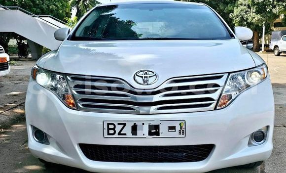 Acheter Occasion Voiture Toyota Venza Blanc à Cotonou, Benin