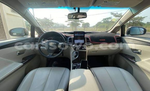 Acheter Occasion Voiture Toyota Venza Blanc à Cotonou, Benin