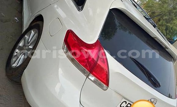 Ra Àlòkù Toyota Venza funfun Ọkọ̀ in Cotonou ni Benin
