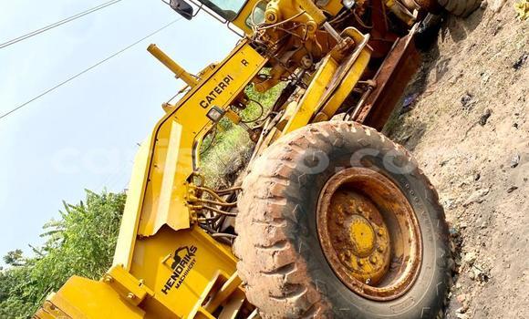 Sayi Na hannu Caterpillar 120 Sauran Babbar mota in Cotonou a Benin