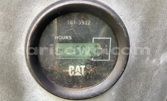 Sayi Na hannu Caterpillar 120 Sauran Babbar mota in Cotonou a Benin Sayi Na hannu Caterpillar 120 Sauran Babbar mota in Cotonou a Benin