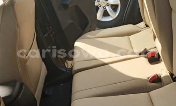 Sayi Na hannu Toyota RAV4 Sauran Mota in Cotonou a Benin Sayi Na hannu Toyota RAV4 Sauran Mota in Cotonou a Benin