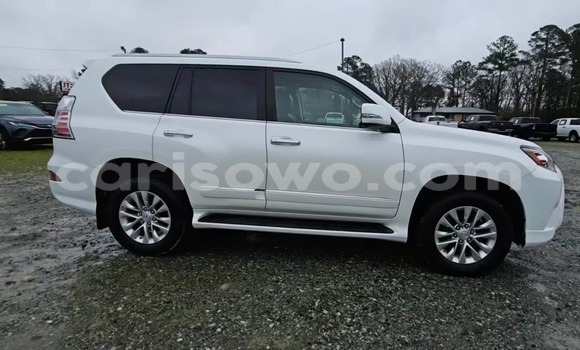 Acheter Import Voiture Lexus GX Blanc à Cotonou, Benin