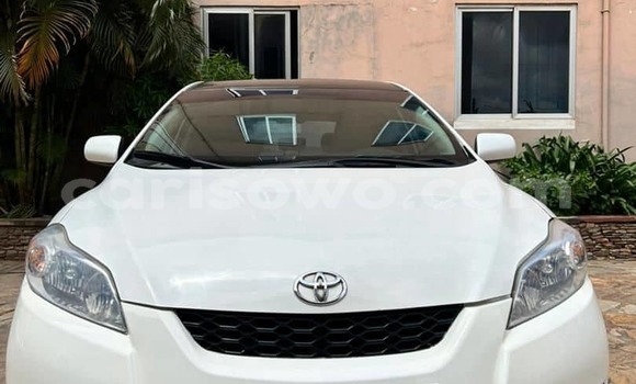 Acheter Occasion Voiture Toyota Matrix Blanc à Cotonou, Benin