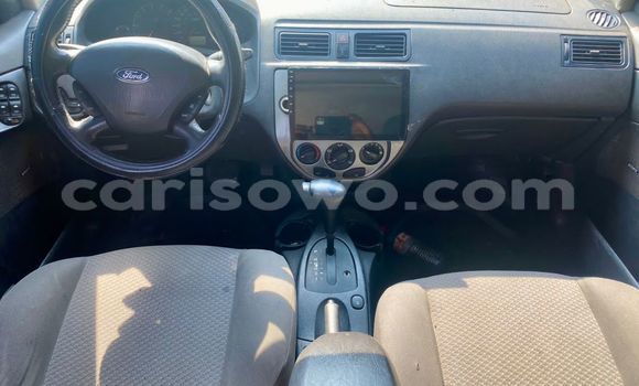 Ra Àlòkù Ford Focus funfun Ọkọ̀ in Cotonou ni Benin Ra Àlòkù Ford Focus funfun Ọkọ̀ in Cotonou ni Benin
