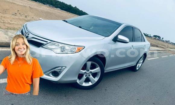 Sayi Na hannu Toyota Camry Sauran Mota in Cotonou a Benin Sayi Na hannu Toyota Camry Sauran Mota in Cotonou a Benin