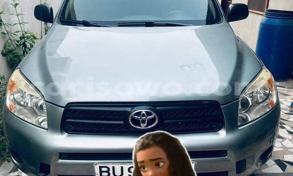 Sayi Na hannu Toyota RAV4 Sauran Mota in Abomey a Benin