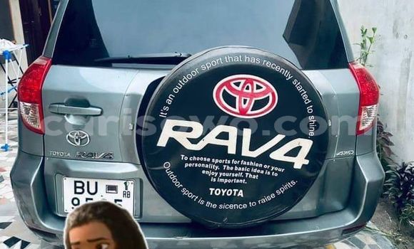 Sayi Na hannu Toyota RAV4 Sauran Mota in Abomey a Benin Sayi Na hannu Toyota RAV4 Sauran Mota in Abomey a Benin