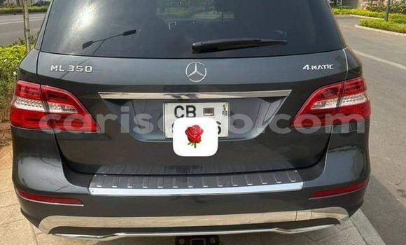Sayi Na hannu Mercedes-Benz ML–Class Black Mota in Cotonou a Benin Sayi Na hannu Mercedes-Benz ML–Class Black Mota in Cotonou a Benin