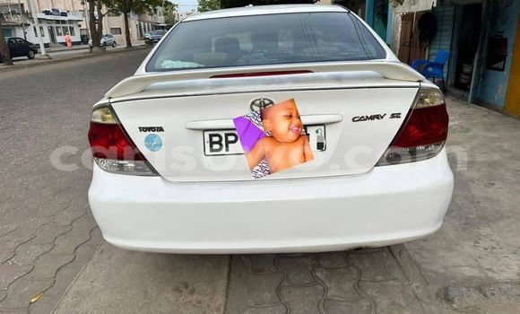 Acheter Occasion Voiture Toyota Camry Blanc à Cotonou, Benin Acheter Occasion Voiture Toyota Camry Blanc à Cotonou, Benin