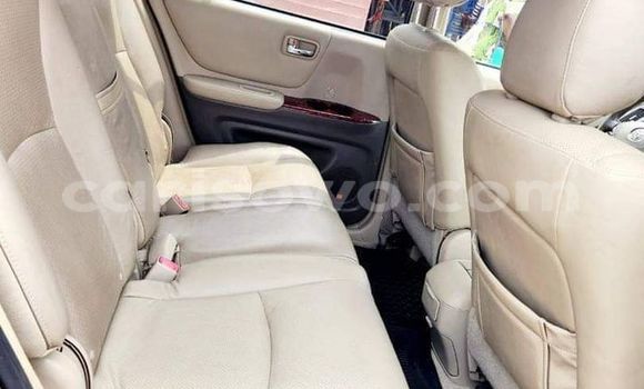 Acheter Occasion Voiture Toyota Highlander Noir à Cotonou, Benin Acheter Occasion Voiture Toyota Highlander Noir à Cotonou, Benin