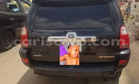 Acheter Occasion Voiture Toyota 4Runner Noir à Cotonou, Benin Acheter Occasion Voiture Toyota 4Runner Noir à Cotonou, Benin