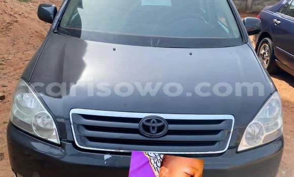 Sayi Na hannu Toyota Avensis Sauran Mota in Cotonou a Benin