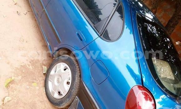 Acheter Occasion Voiture Toyota Corolla Bleu à Cotonou, Benin Acheter Occasion Voiture Toyota Corolla Bleu à Cotonou, Benin