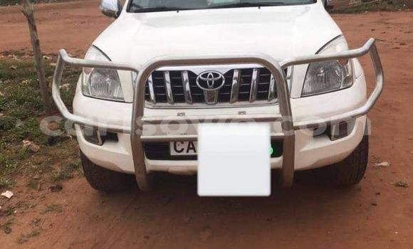 Sayi Na hannu Toyota Prado White Mota in Cotonou a Benin Sayi Na hannu Toyota Prado White Mota in Cotonou a Benin