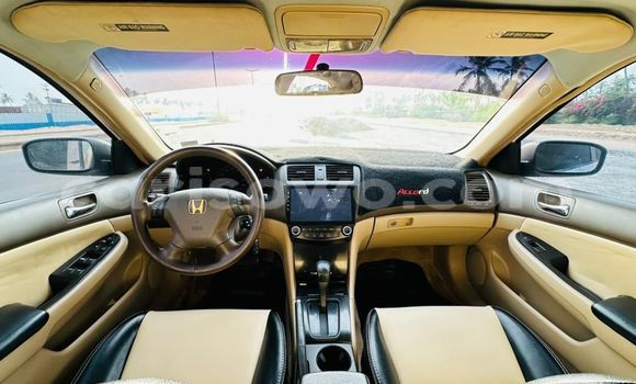 Ra Àlòkù Honda Accord funfun Ọkọ̀ in Cotonou ni Benin Ra Àlòkù Honda Accord funfun Ọkọ̀ in Cotonou ni Benin