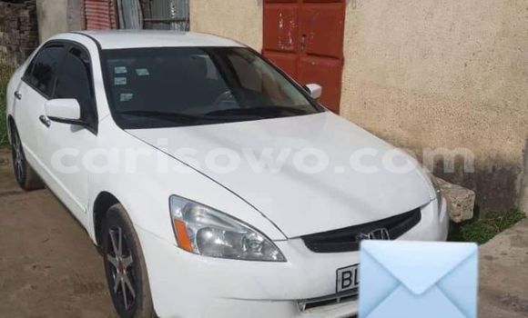 Acheter Occasion Voiture Honda Accord Blanc à Cotonou, Benin