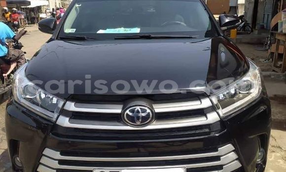 Ra Àlòkù Toyota Highlander Black Ọkọ̀ in Cotonou ni Benin