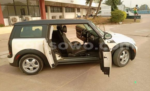 Acheter Occasion Voiture MINI Cooper Blanc à Cotonou, Benin Acheter Occasion Voiture MINI Cooper Blanc à Cotonou, Benin