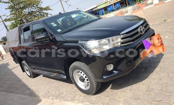 Acheter Occasion Voiture Toyota Hilux Noir à Cotonou, Benin Acheter Occasion Voiture Toyota Hilux Noir à Cotonou, Benin