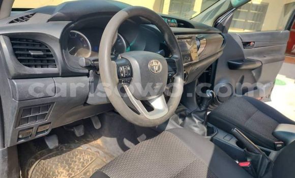 Acheter Occasion Voiture Toyota Hilux Noir à Cotonou, Benin Acheter Occasion Voiture Toyota Hilux Noir à Cotonou, Benin