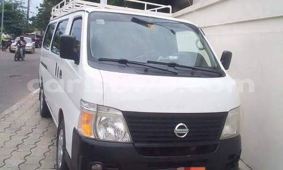 Acheter Occasion Voiture Toyota Hiace Blanc à Cotonou, Benin