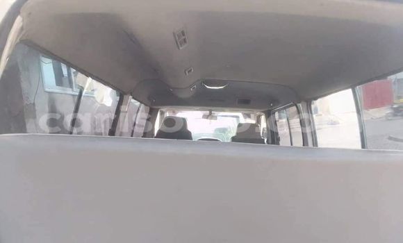 Acheter Occasion Voiture Toyota Hiace Blanc à Cotonou, Benin Acheter Occasion Voiture Toyota Hiace Blanc à Cotonou, Benin