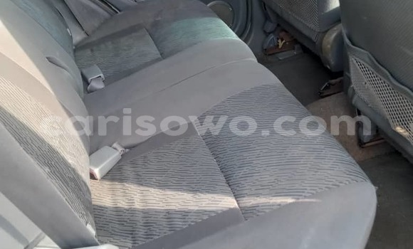 Ra Àlòkù Toyota RAV4 funfun Ọkọ̀ in Cotonou ni Benin Ra Àlòkù Toyota RAV4 funfun Ọkọ̀ in Cotonou ni Benin