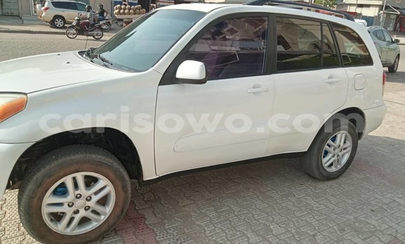 Buy Used Toyota RAV4 White Car in Cotonou in Benign Buy Used Toyota RAV4 White Car in Cotonou in Benign