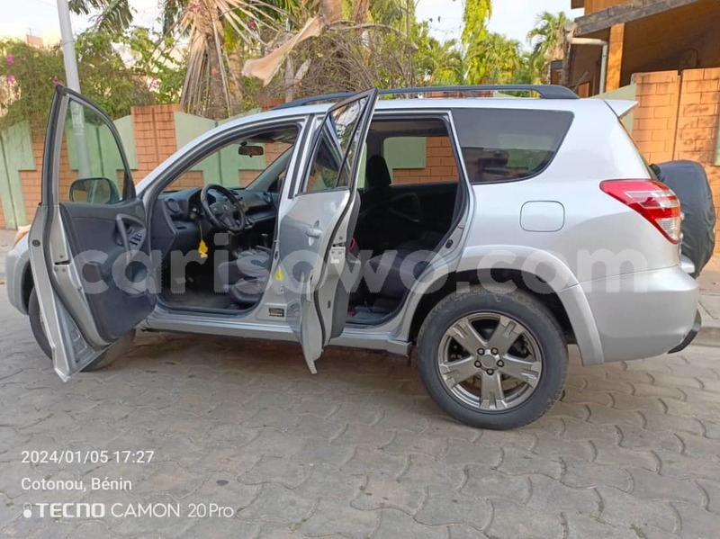 Big with watermark toyota rav4 benin cotonou 19347