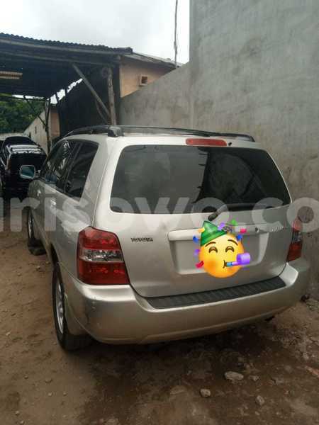 Big with watermark toyota highlander benin cotonou 19350