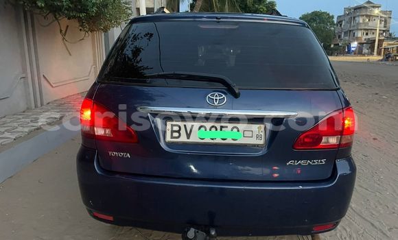 Sayi Na hannu Toyota Avensis Verso Black Mota in Cotonou a Benin Sayi Na hannu Toyota Avensis Verso Black Mota in Cotonou a Benin