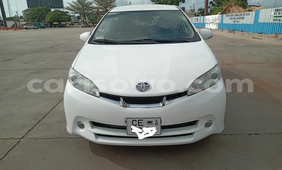 Acheter Occasion Voiture Toyota Wish Blanc à Cotonou, Benin Acheter Occasion Voiture Toyota Wish Blanc à Cotonou, Benin