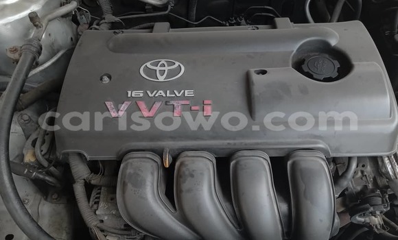 Ra Àlòkù Toyota Corolla funfun Ọkọ̀ in Cotonou ni Benin Ra Àlòkù Toyota Corolla funfun Ọkọ̀ in Cotonou ni Benin