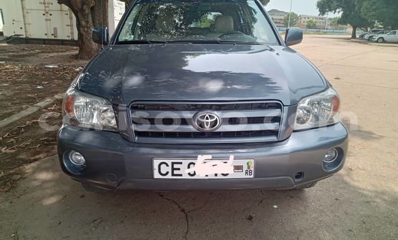 Sayi Na hannu Toyota Highlander Blue Mota in Cotonou a Benin